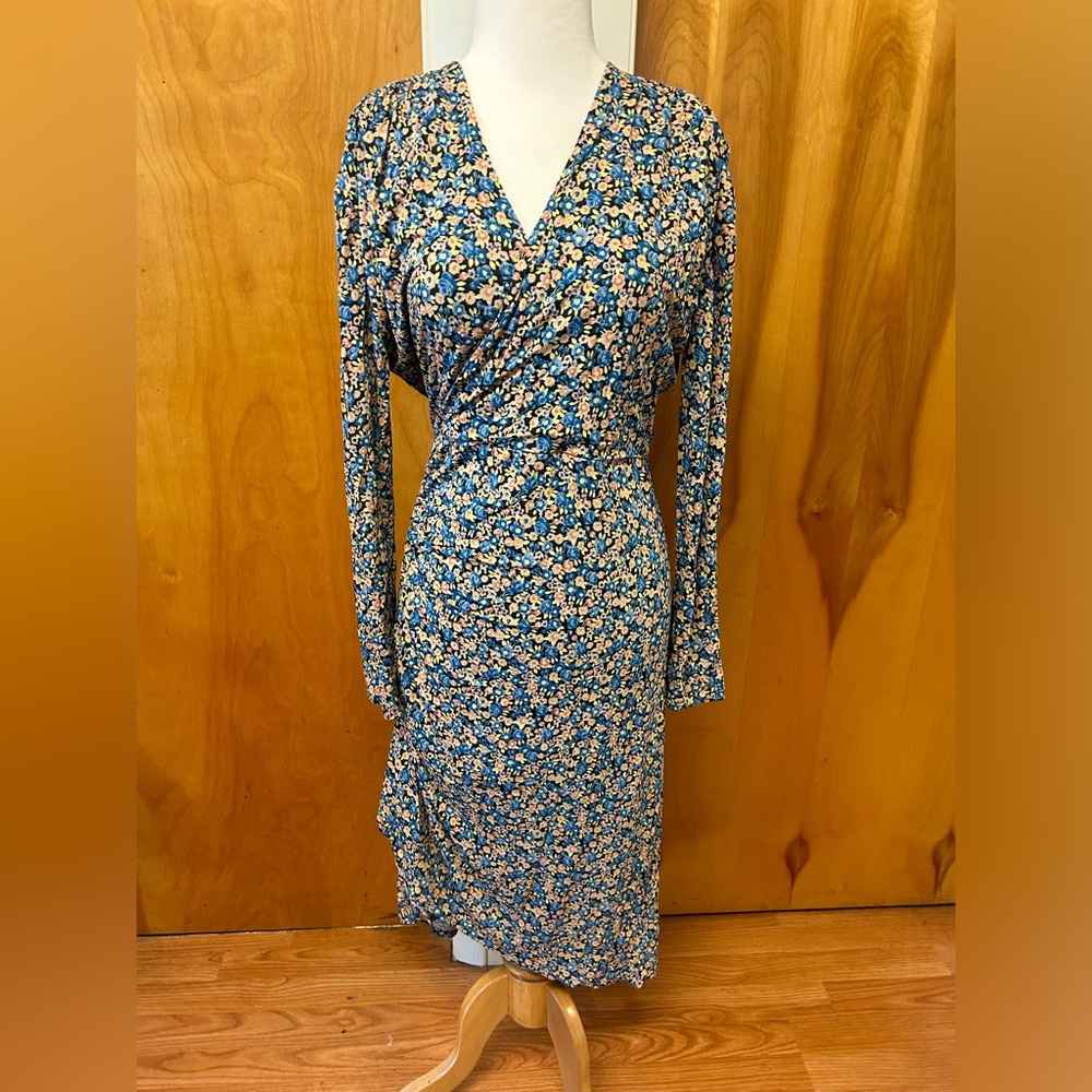 Atlein floral long sleeve midi dress size 42 or US 8